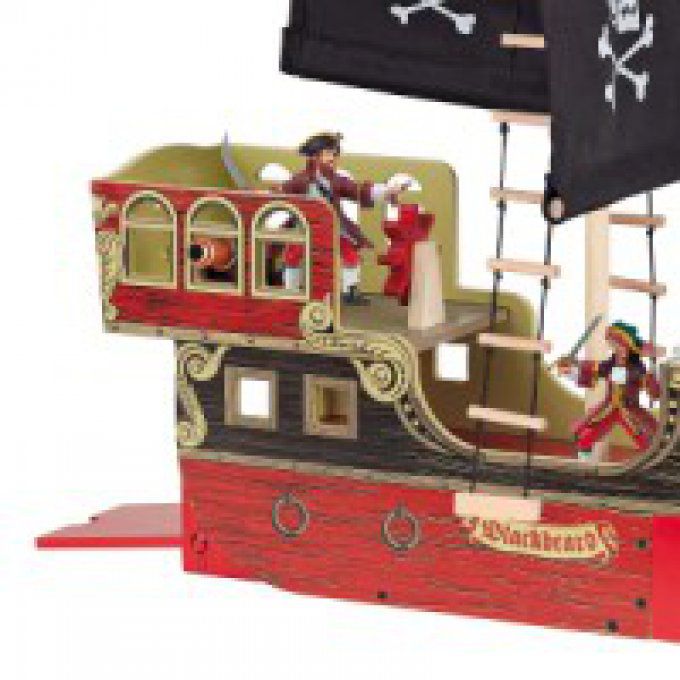 Bateau pirate en bois 