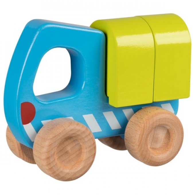 Camion en bois avec charge en bois