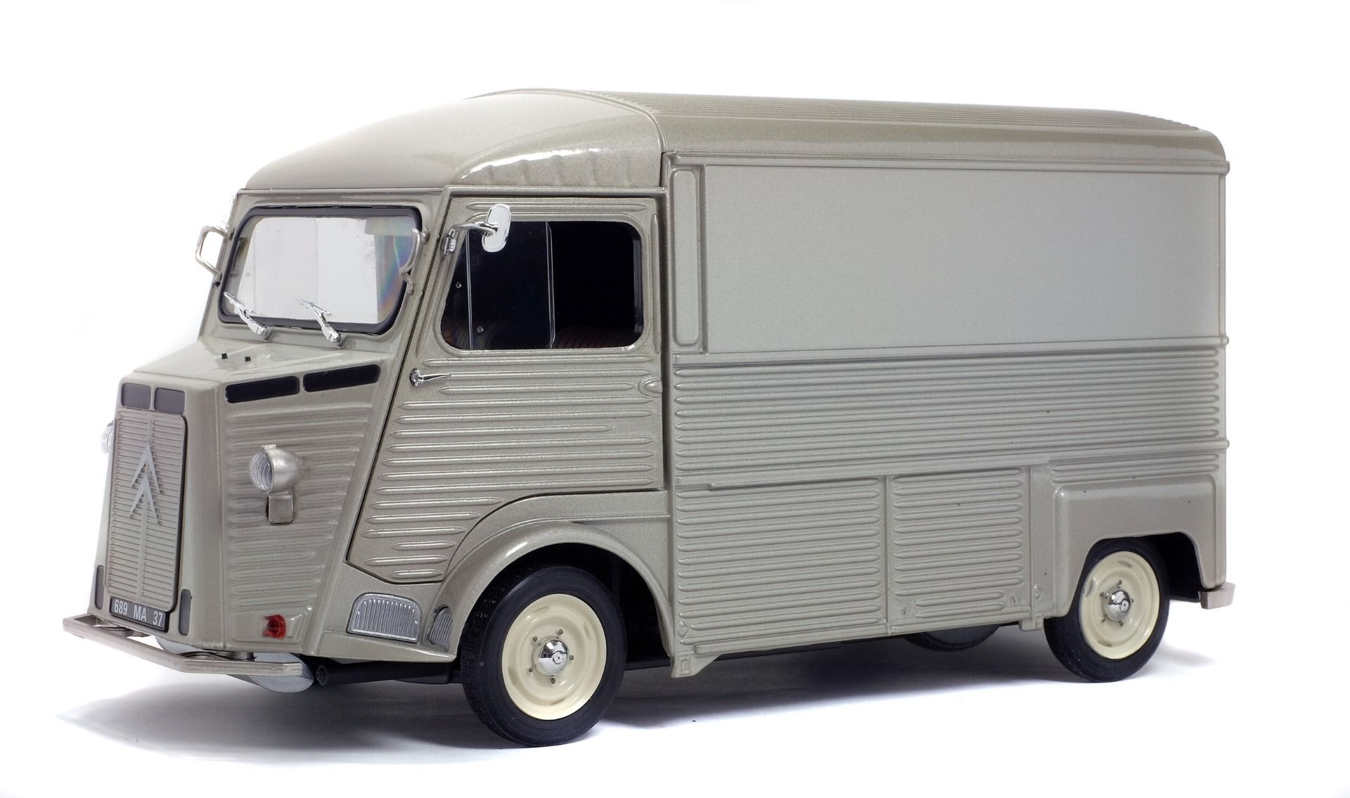 Citroen type H en métal